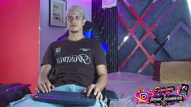 dominic_connor live cam on StripChat