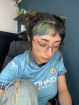 baby_akuma_ webcam