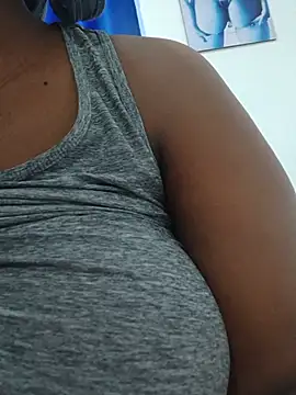queennapal live cam on StripChat