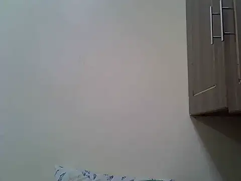 cutiebreey live webcam