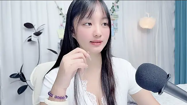 Winnie666999 live sex cam