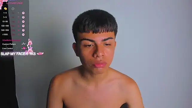 Asher_Young live cam on StripChat
