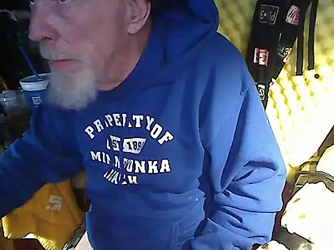 dreamzluvz2 (M grandpa) - #american #beardy #big-balls #big-cocks #blondes #cam2cam #cheap-privates #ejaculation #grandpas #handjob #jerk-off-instruction #kissing #masturbation #muscular #small-audience #straight #white
