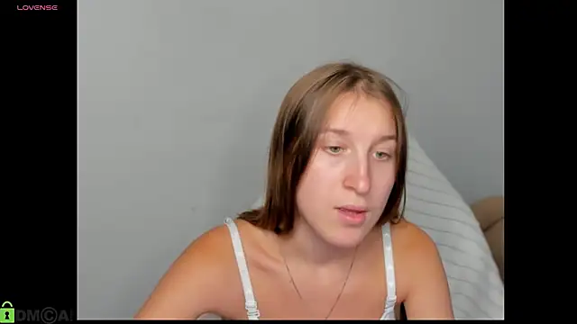 Xenia_paradise live cam on StripChat