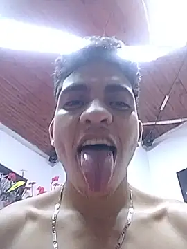 NikoHot_anatole live cam on StripChat