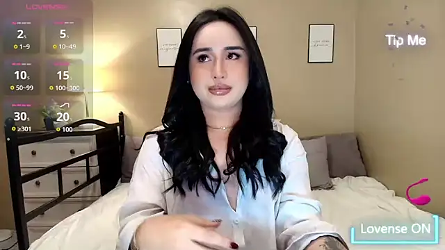 MarianeSaints live cam on StripChat