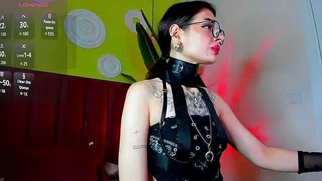 IvyDainty live cam on StripChat