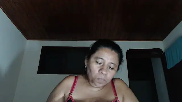 adrixxx38 live cam on StripChat