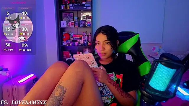 Lovelyamyy webcam