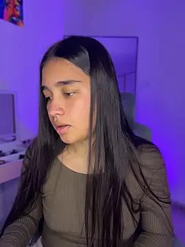 i_samanthaa (F teen) - Show boobs