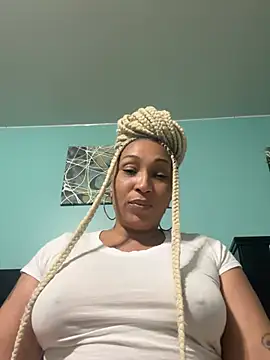 msbaddiebabe101 live cam on StripChat