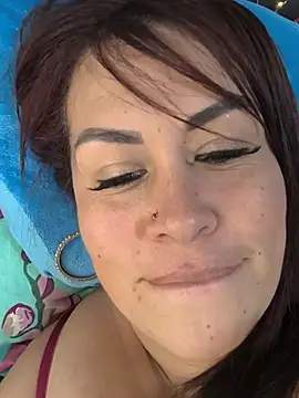 Natymendoza998 live cam on StripChat