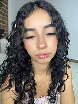 RosseMelody live cam on StripChat