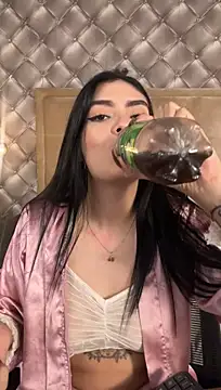 AliceRitter live cam on StripChat