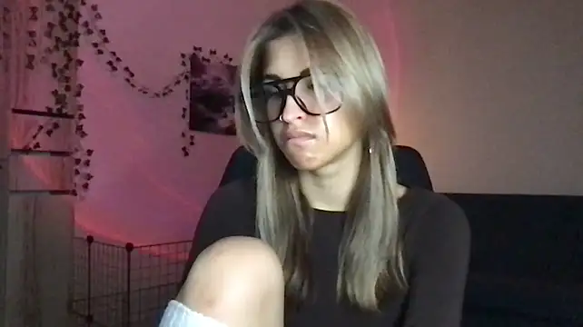 Rossy_Vega live cam on StripChat