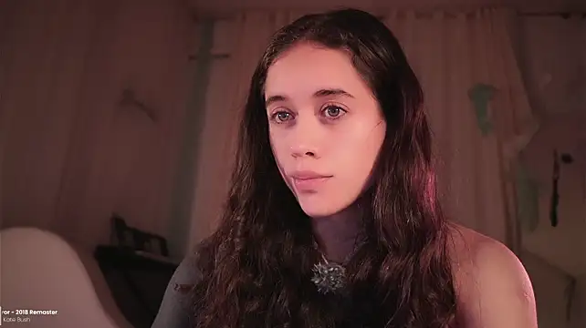 _avriles_ (F young) - 🤍Rub my pussy cam closer with Domi