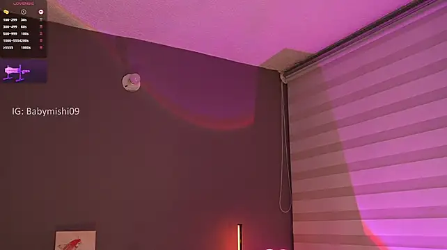 Babymishi live cam on StripChat