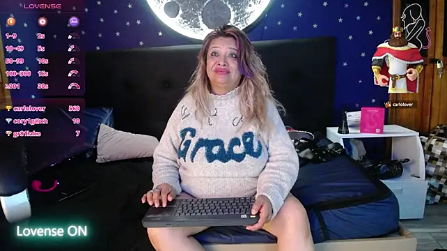 Natasha_699 live cam on StripChat