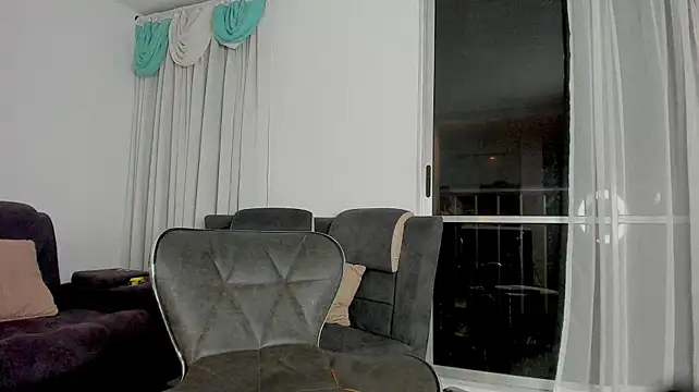 davis_alx1 live cam on StripChat