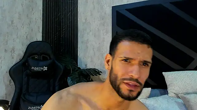 Jacob_Benelli live cam on StripChat