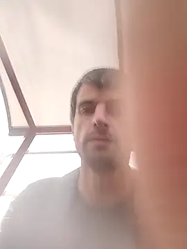 TwardyKierowca live cam on StripChat