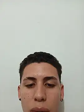 rick02_2004 live cam on StripChat