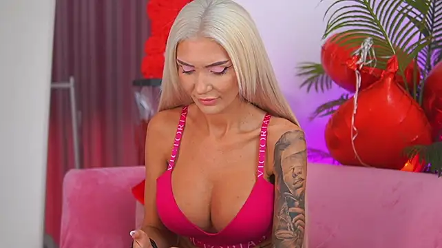 fallingangel live cam on StripChat