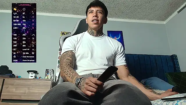 nickhot0609 (M young) - edge until cum