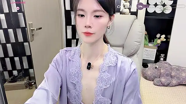 yueyue-mm (F milf) - 黑牛上场3分钟