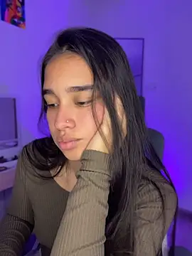 i_samanthaa (F teen) - Show boobs