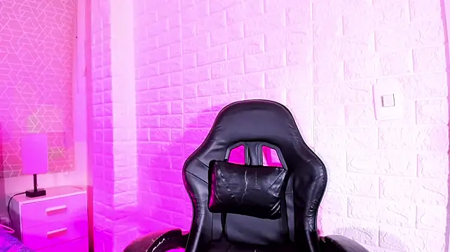 SofiiaCutee webcam