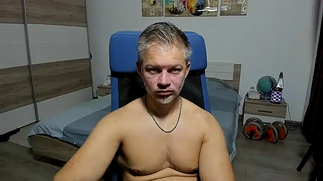 RobbyShawz live cam on StripChat