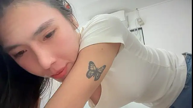 bajejek01 live cam on StripChat