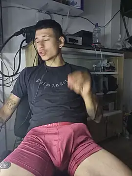 aronmax_ (M young) - Show VIP para todos
