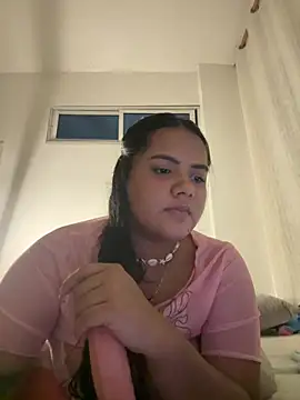 violetaluxe live cam on StripChat