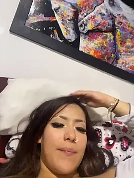 Amber_Storm19 webcam