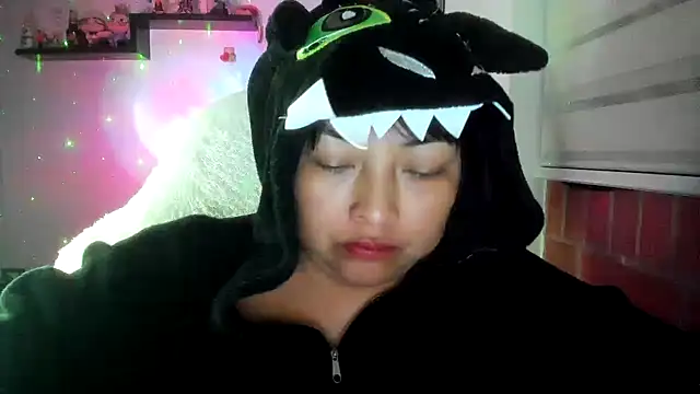Shaddycute_ webcam