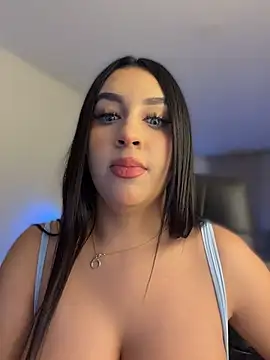 lindseymos (F young) - Gently finger your pussy babe🔥