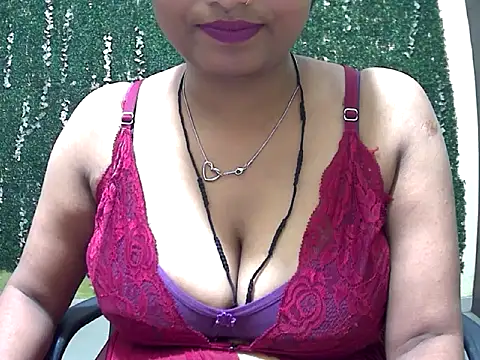 Ruhi_Hotty webcam