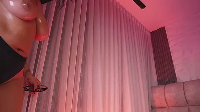 Godess_Scarlett77 live cam on StripChat