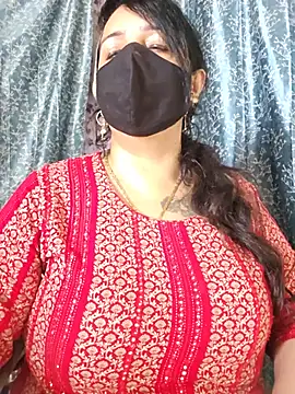 cute-tanvi live cam on StripChat