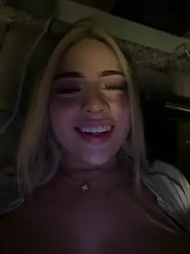 MiaWhitePink_