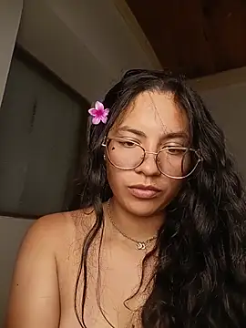 _Amber_Queen live cam on StripChat