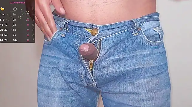 captain_juicyprecum (Ask my age) - Dripp Juicy Precum