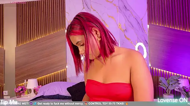DollyBrowncc live cam on StripChat
