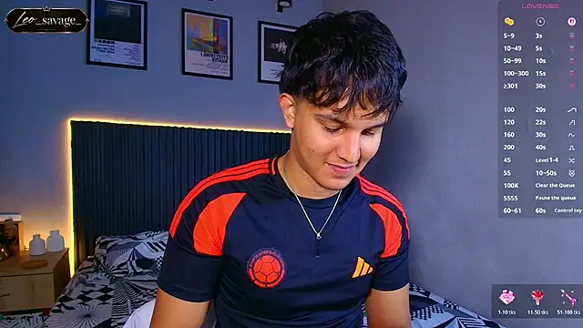 Leo_Savage_ live cam on StripChat