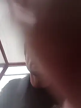 TwardyKierowca live cam on StripChat