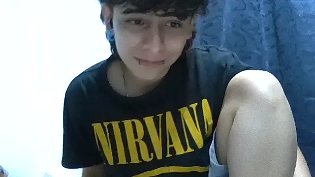 LatinHeatX22 live cam on StripChat