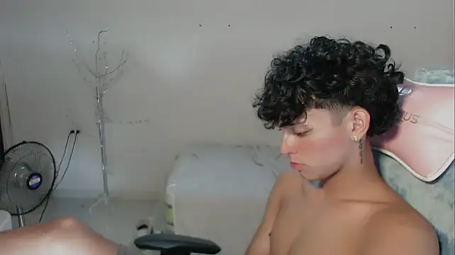 FUNNY_DICK_ live cam on StripChat