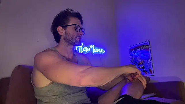 alexmannd live cam on StripChat